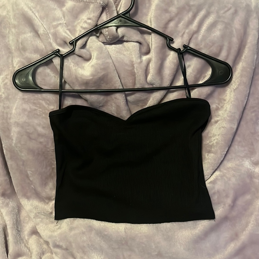 Strapless crop top. Available for discount bundle with other qualifying items!